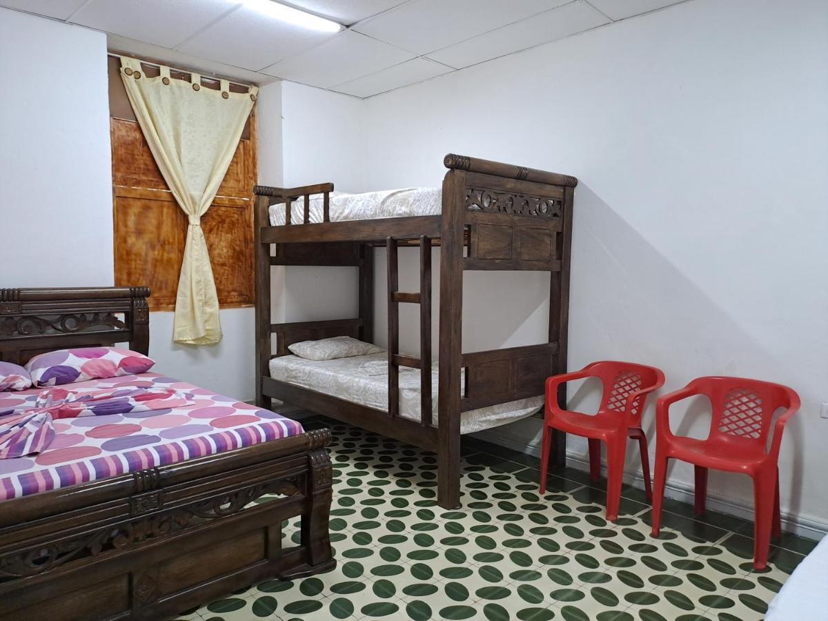 Familiekamer met Gedeelde Badkamer