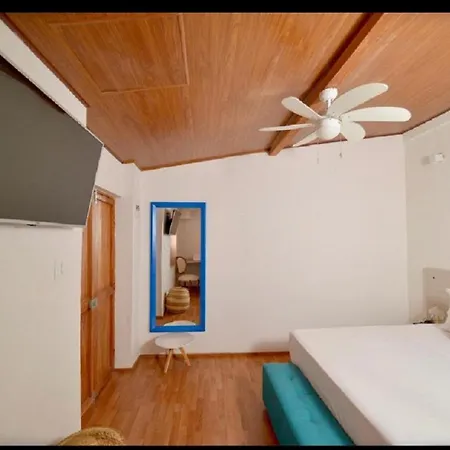 Ca-5 Habitacion En La Ciudad Amurallada De Cartagena Con Piscina Y Wifi-2