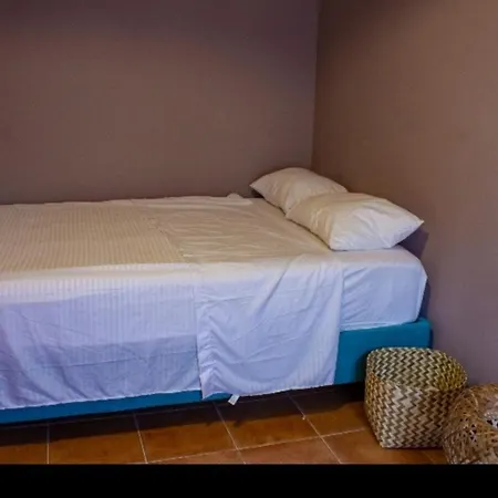 Hostal Castillogrande-2