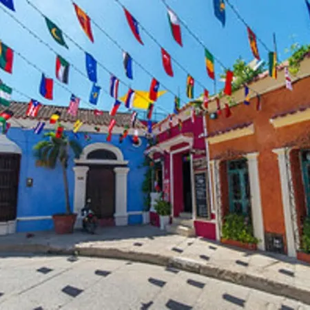 Room In Lodge - Hpt-Sc1 Hotel Room In Getsemani With Pool, Breakfast And Wifi-3