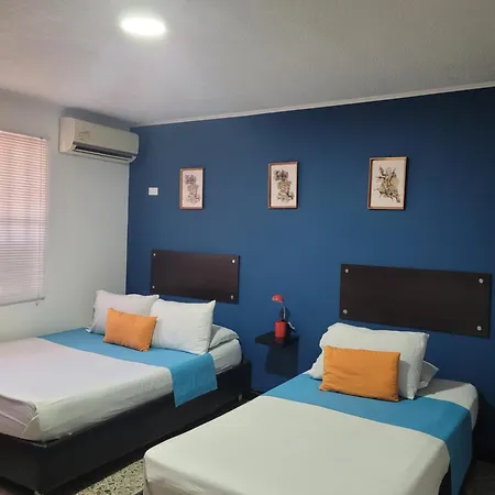 Costana - Hostal-3