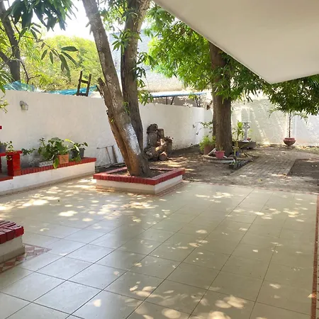 Habitación independiente cerca al aeropuerto 3-3