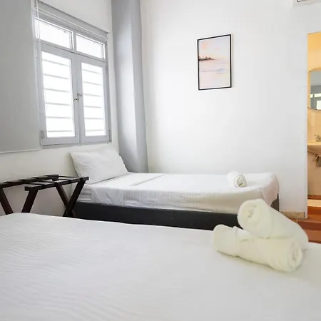Casa Crespo Beach 65-148-3